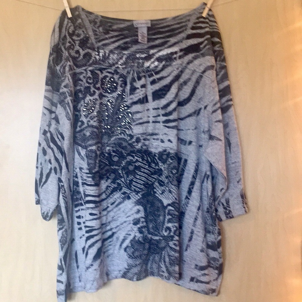 Plus size 3/4 sleeve top floral lace print